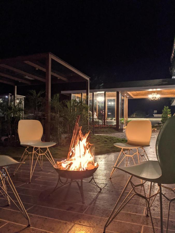 Leela Resort, The Exotic Boutique Hotel - Pure Veg Mahabaleshwar Exterior photo