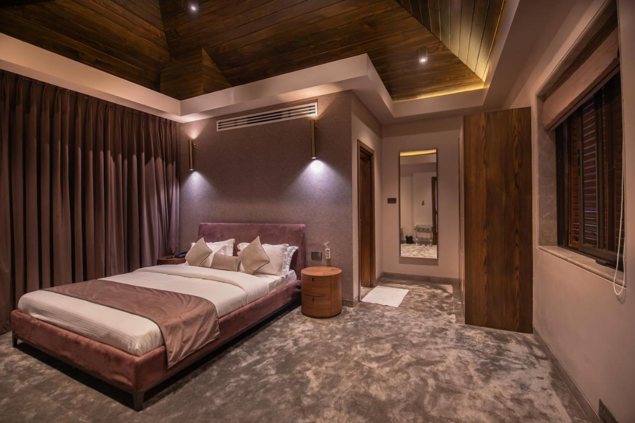 Leela Resort, The Exotic Boutique Hotel - Pure Veg Mahabaleshwar Exterior photo