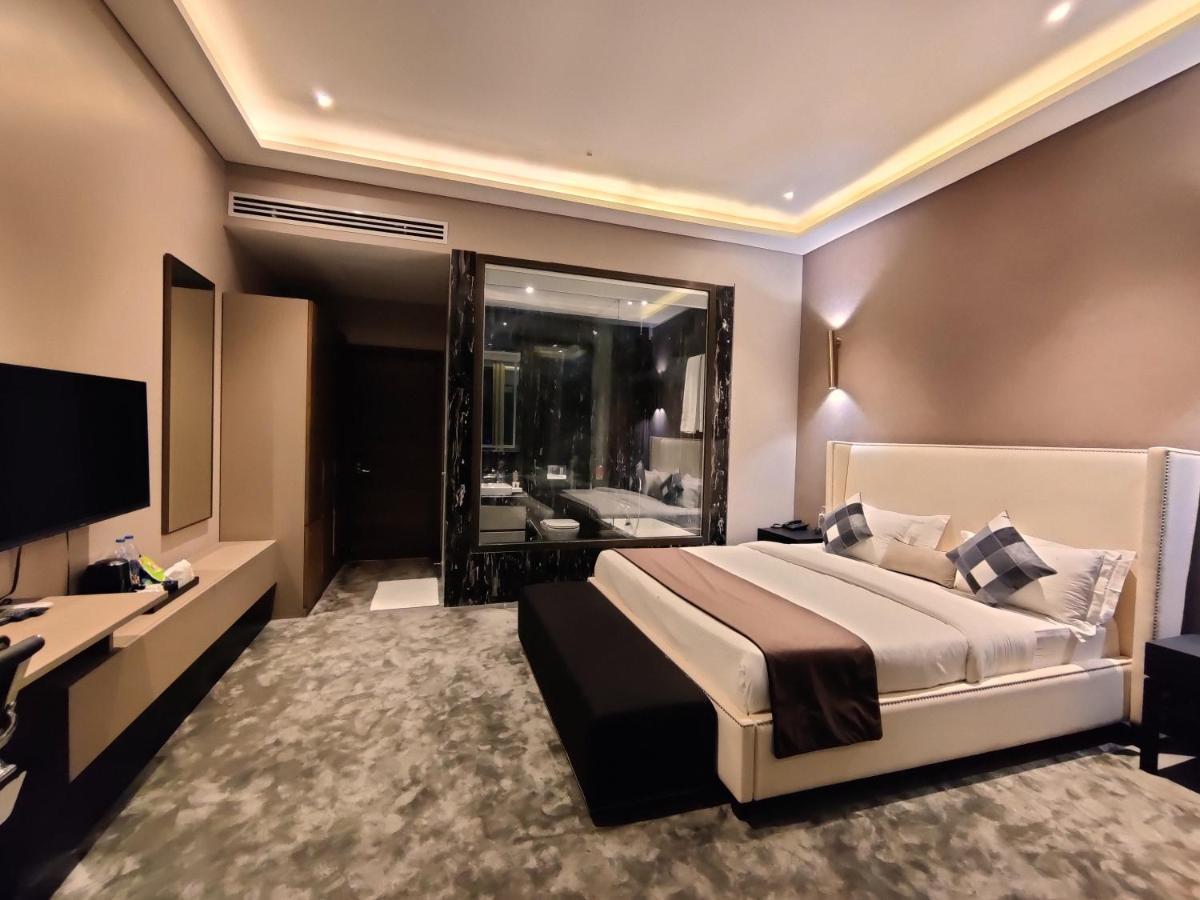 Leela Resort, The Exotic Boutique Hotel - Pure Veg Mahabaleshwar Exterior photo